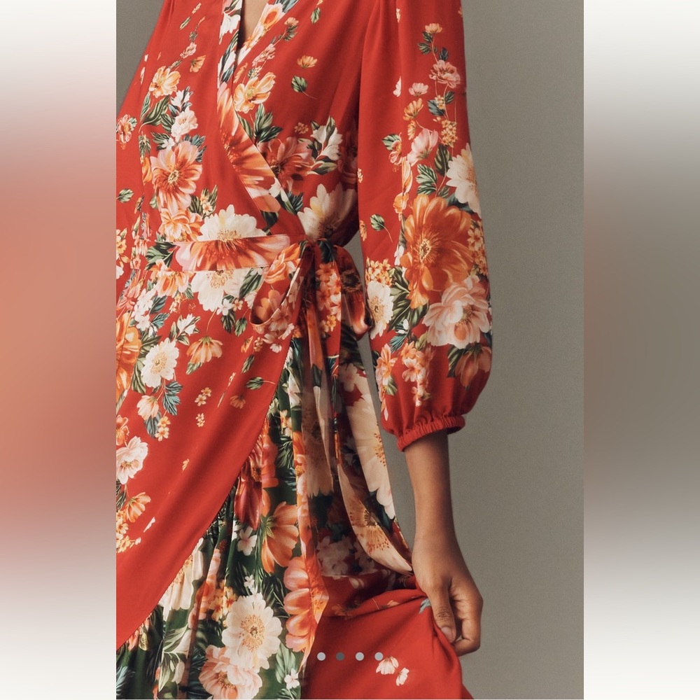 FARM RIO LONG-SLEEVE
FLORAL WRAP MIDI DRESS - Size L - Picture 2 of 6